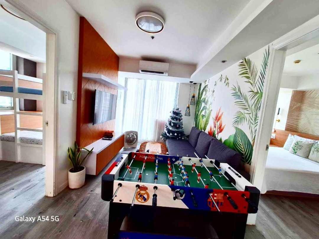 Manila Urban Resort At Azure ภายนอก รูปภาพ