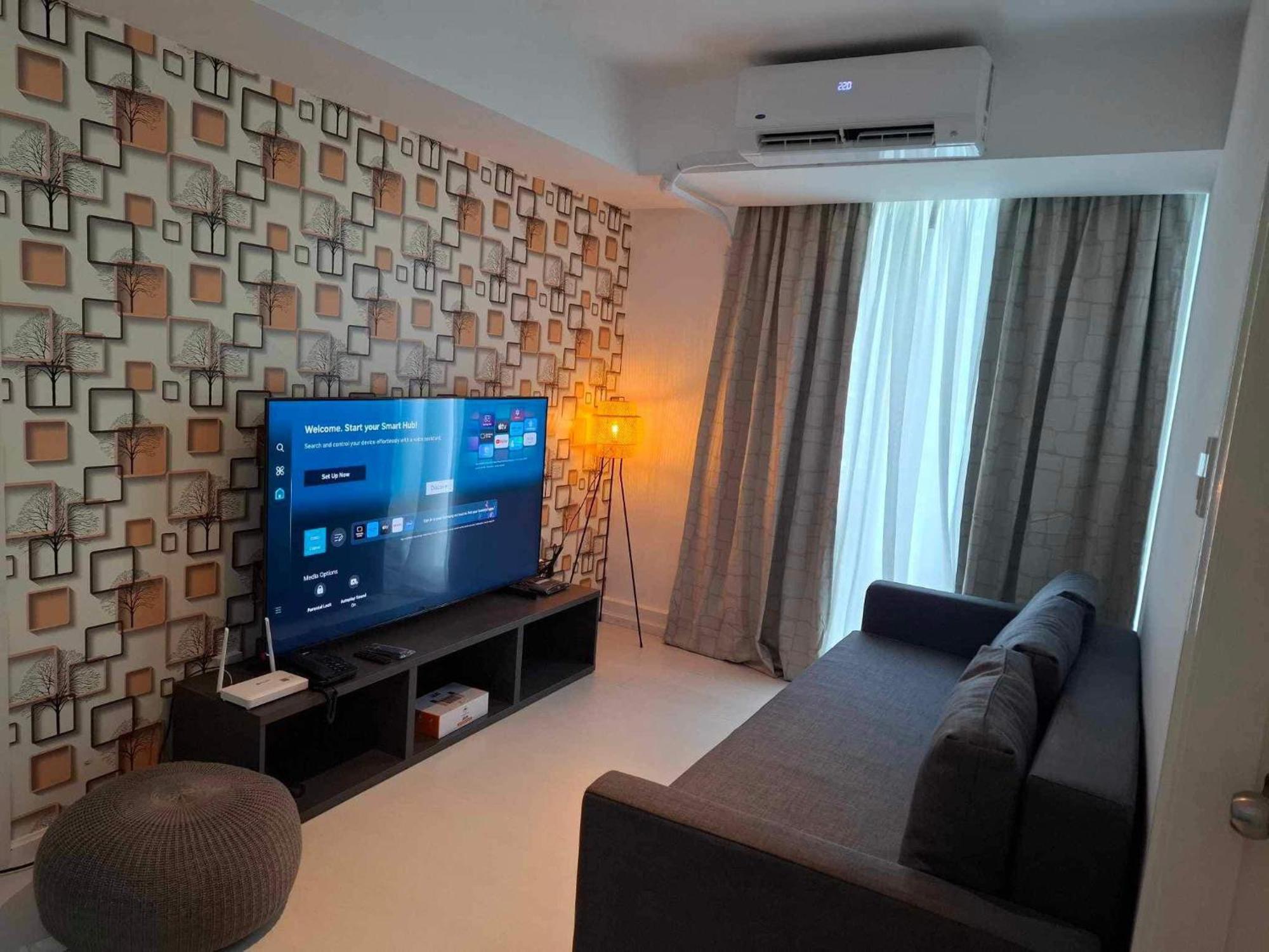 Manila Urban Resort At Azure ภายนอก รูปภาพ